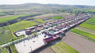 <p>　　“十三五”易地扶貧搬遷建設的美麗新村莊。</p>
