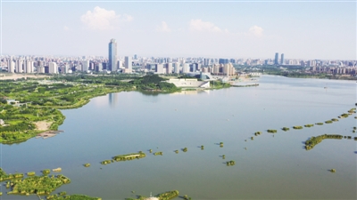 <p>　　宜居宜業金鳳區。</p>