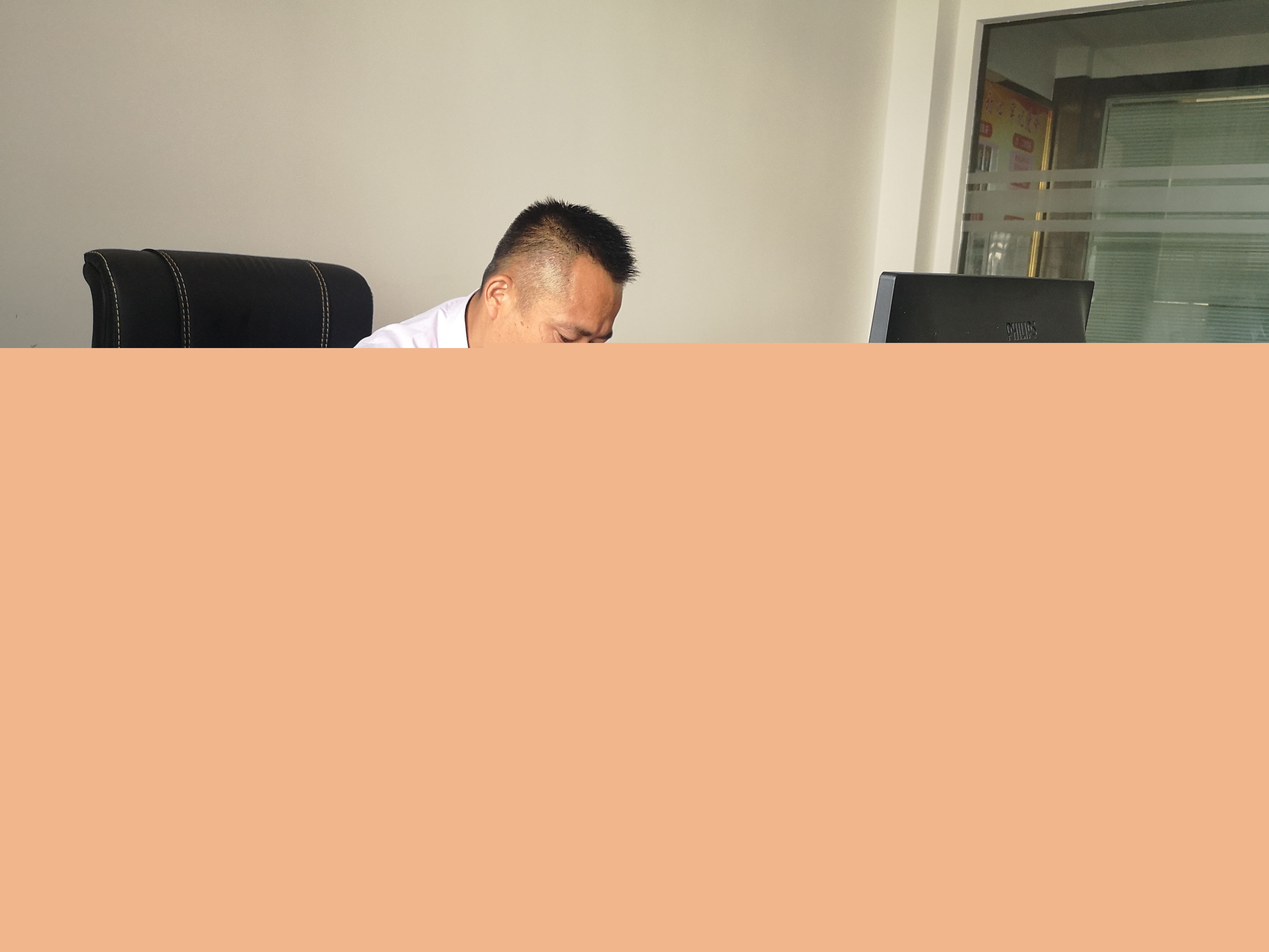 郝兵2.jpg