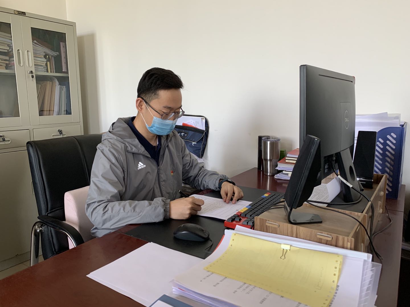 上報(bào)疫情防控相關(guān)信息.jpg