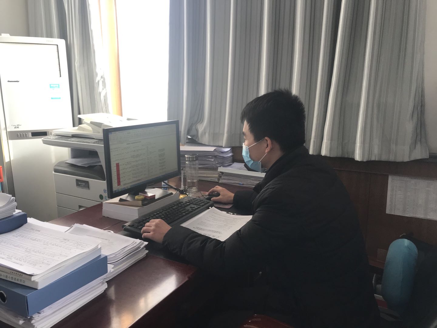 楊銳統計防疫相關信息.jpg