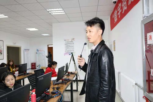 1.賈鵬_副本.jpg