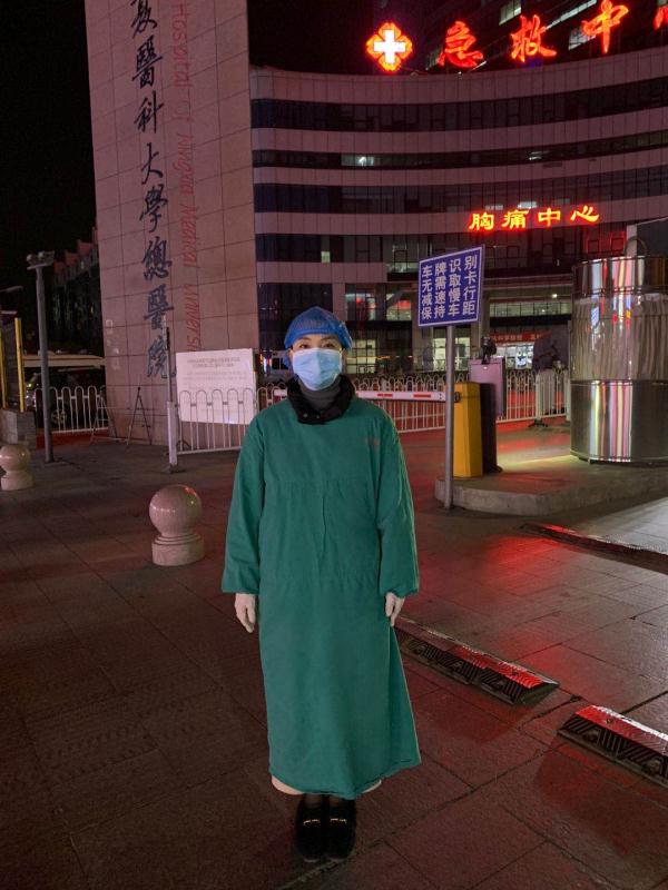 黃娟.jpg