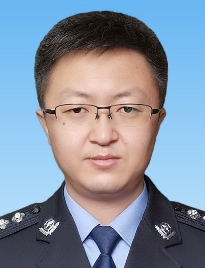 郭文乾.bmp