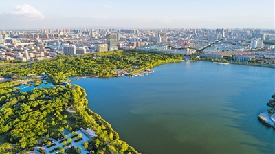 <p>　　湖城銀川，美麗興慶。</p>