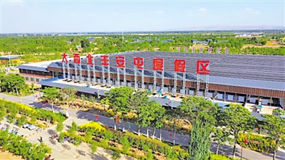 <p>　　置換閑置宅基地打造豐安屯景區(qū)。</p>